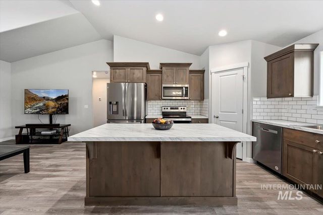 785 Ellie Dr, Twin Falls, ID 83301