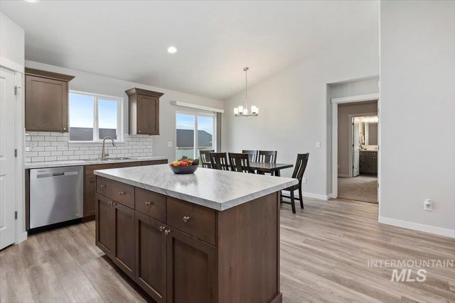 785 Ellie Dr, Twin Falls, ID 83301