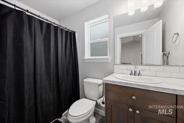 785 Ellie Dr, Twin Falls, ID 83301