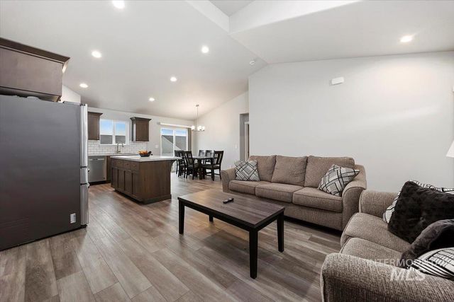 785 Ellie Dr, Twin Falls, ID 83301