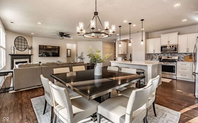 18523 Grimmenstein Drive, Westfield, IN 46062