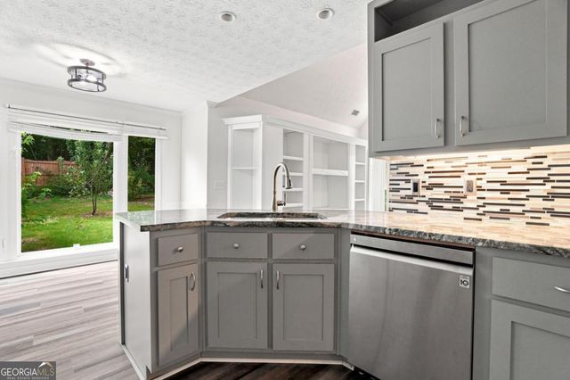 2782 Ashton Tree Place, Dacula, GA 30019