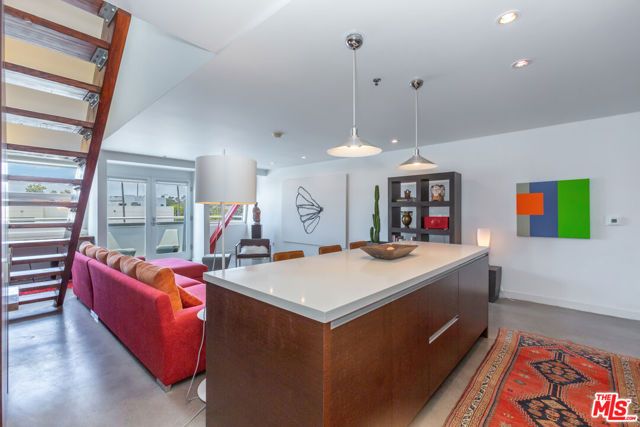 615 Hampton Drive A304, Venice (los Angeles), CA 90291