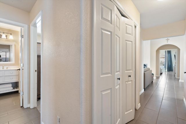 3230 Stony Meadows Circle NE, Rio Rancho, NM 87144