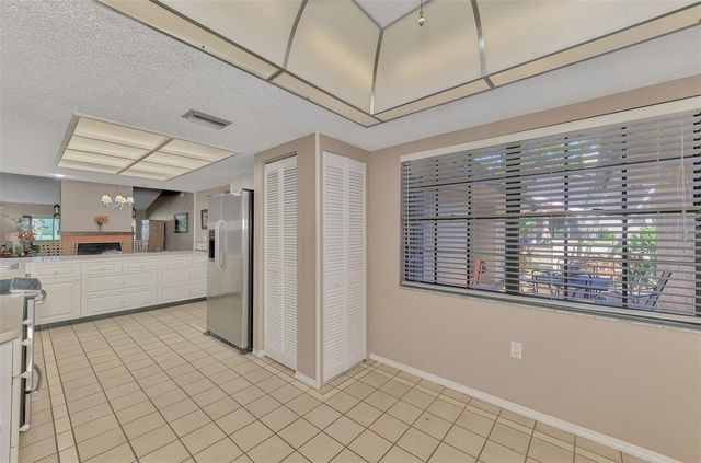 5903 LA VISTA LANE, Bradenton, FL 34210