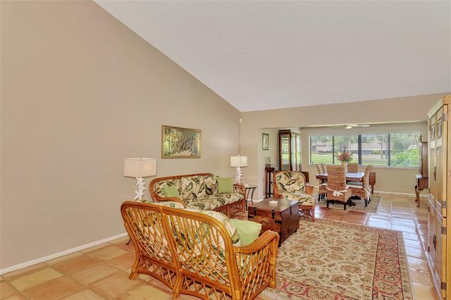 5903 LA VISTA LANE, Bradenton, FL 34210