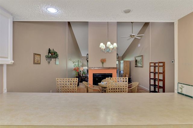 5903 LA VISTA LANE, Bradenton, FL 34210