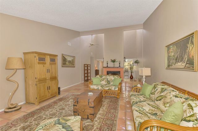 5903 LA VISTA LANE, Bradenton, FL 34210