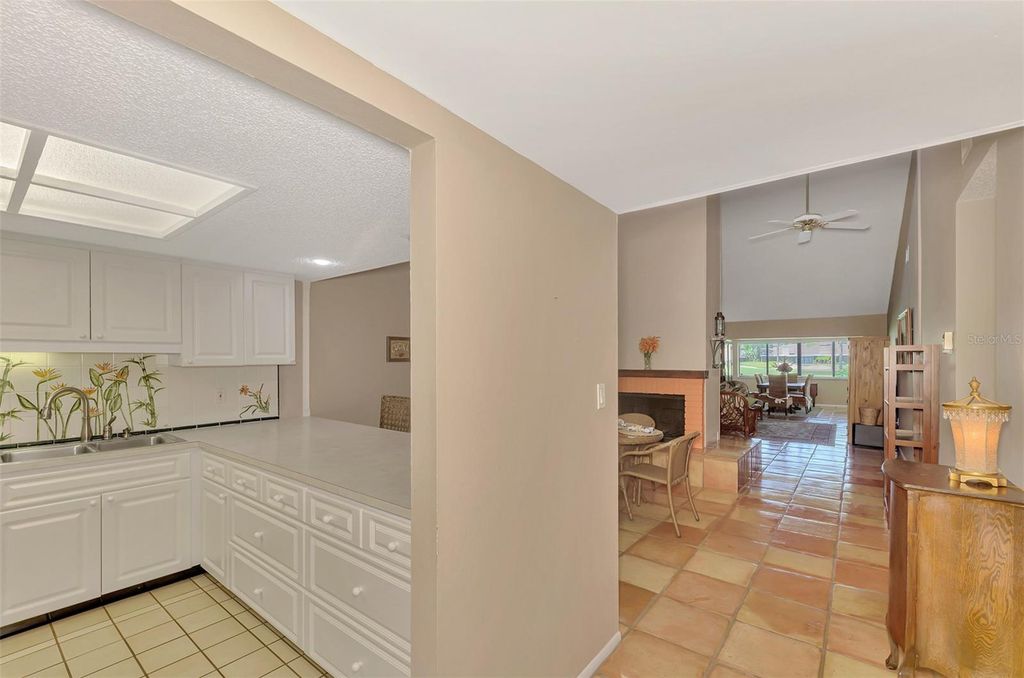 Image 12 of property listing at 5903 LA VISTA LANE, Bradenton, FL 34210