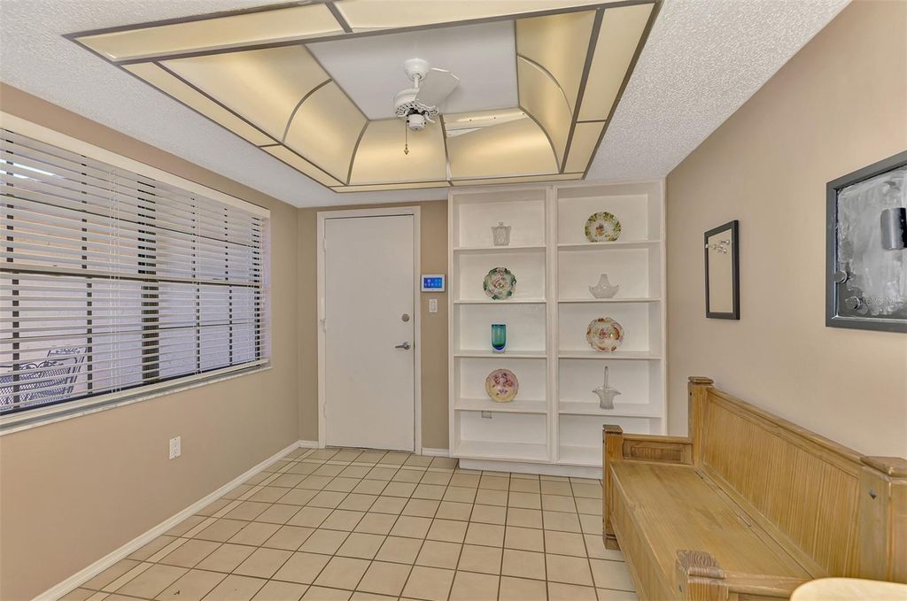 Image 19 of property listing at 5903 LA VISTA LANE, Bradenton, FL 34210