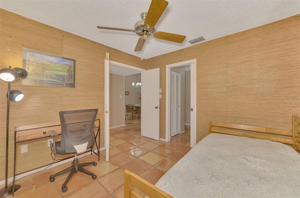 Image 39 of property listing at 5903 LA VISTA LANE, Bradenton, FL 34210