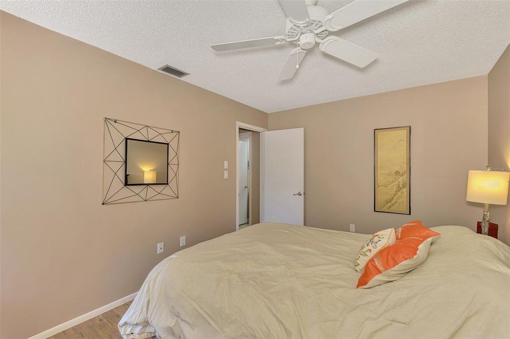 Image 43 of property listing at 5903 LA VISTA LANE, Bradenton, FL 34210