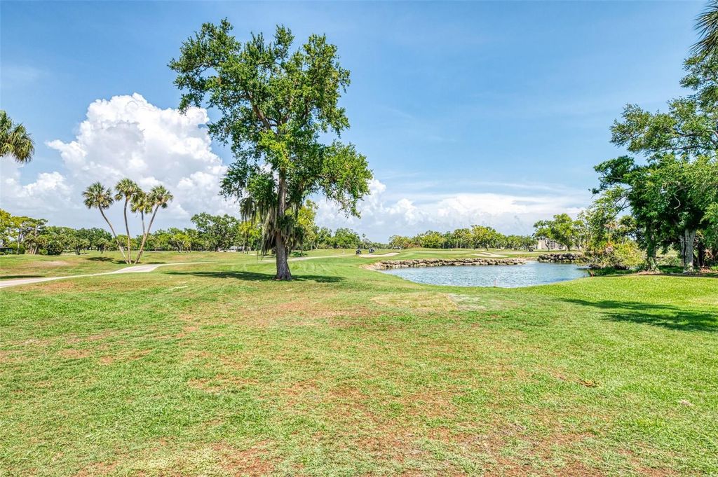 Image 53 of property listing at 5903 LA VISTA LANE, Bradenton, FL 34210