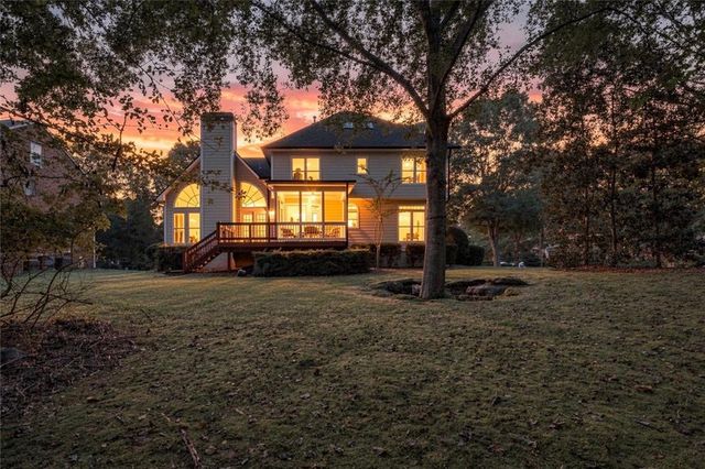 238 Rivergate Drive, Suwanee, GA 30024