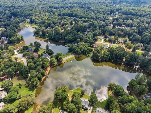238 Rivergate Drive, Suwanee, GA 30024