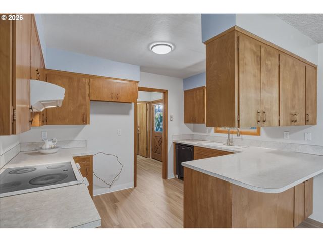 2504 Ne 84TH Ave, Vancouver, WA 98662