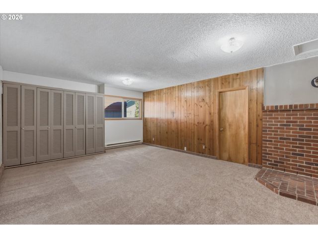 2504 Ne 84TH Ave, Vancouver, WA 98662