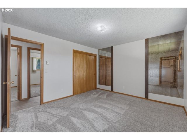 2504 Ne 84TH Ave, Vancouver, WA 98662