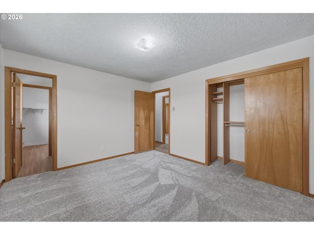 2504 Ne 84TH Ave, Vancouver, WA 98662