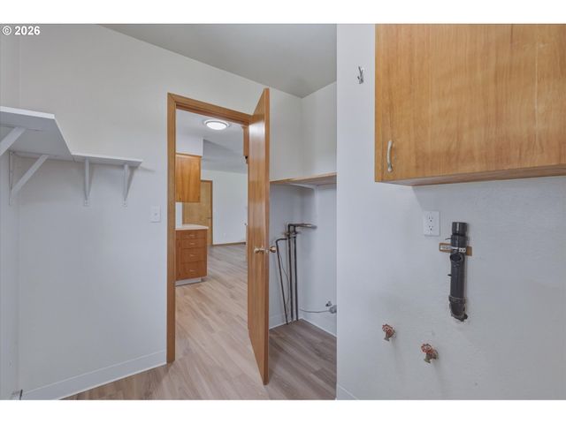 2504 Ne 84TH Ave, Vancouver, WA 98662