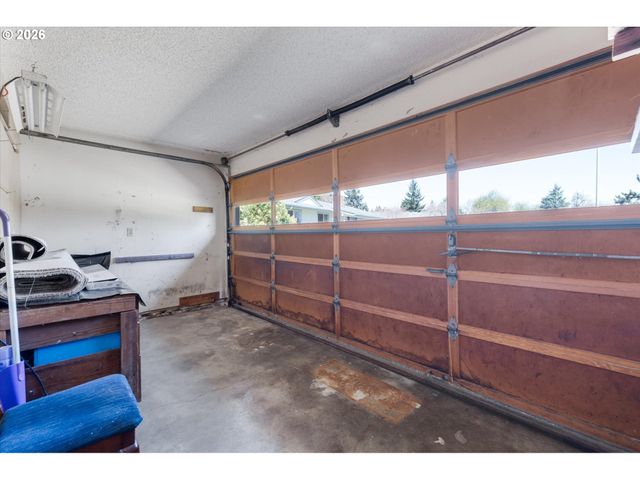 2504 Ne 84TH Ave, Vancouver, WA 98662