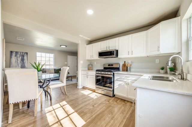 708 E Gandy Street, Denison, TX 75021