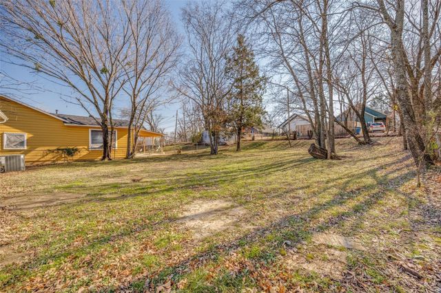 708 E Gandy Street, Denison, TX 75021