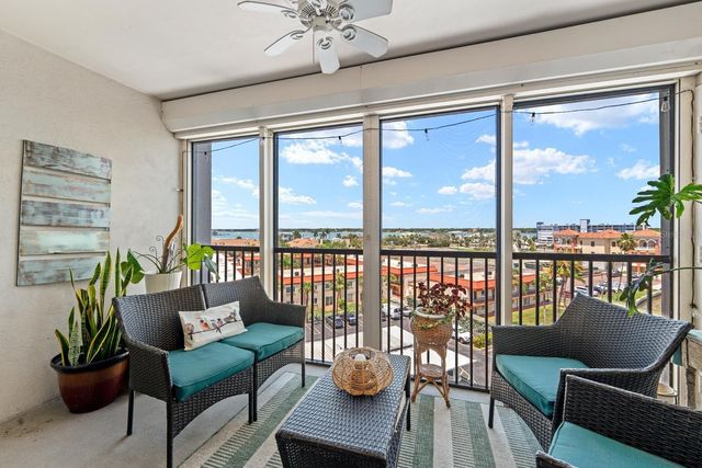 10355 PARADISE BOULEVARD 512, Treasure Island, FL 33706