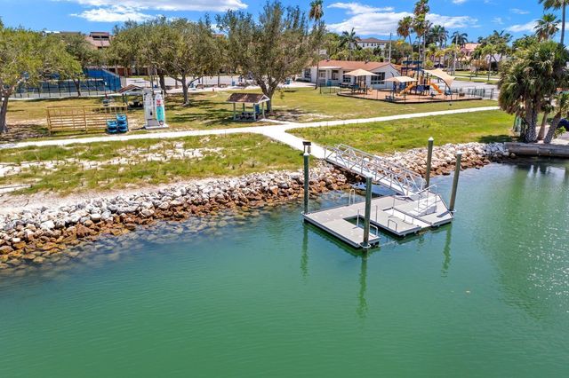 10355 PARADISE BOULEVARD 512, Treasure Island, FL 33706