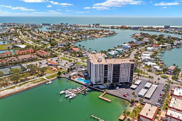 10355 PARADISE BOULEVARD 512, Treasure Island, FL 33706