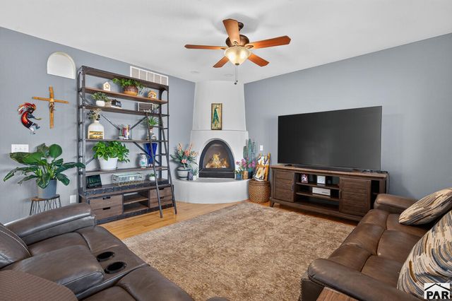 898 S Monterosa Dr, Pueblo West, CO 81077