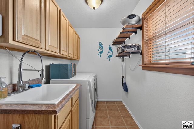 898 S Monterosa Dr, Pueblo West, CO 81077