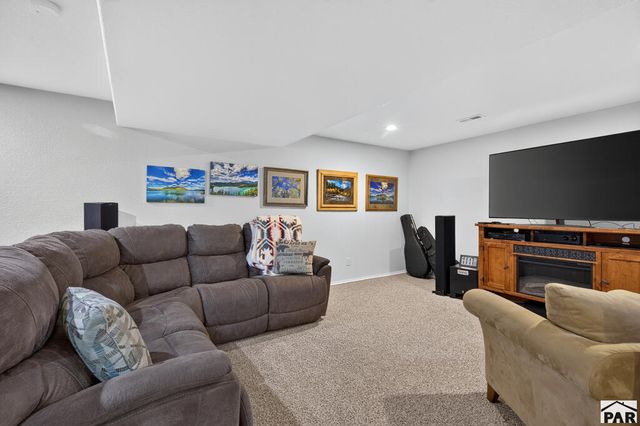 898 S Monterosa Dr, Pueblo West, CO 81077