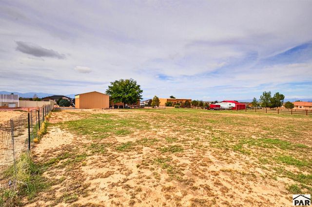 898 S Monterosa Dr, Pueblo West, CO 81077