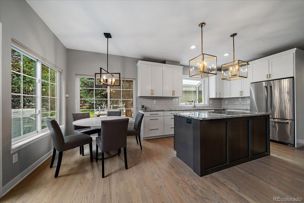 Image 12 of property listing at 12 Willow Oak, Littleton, CO 80127