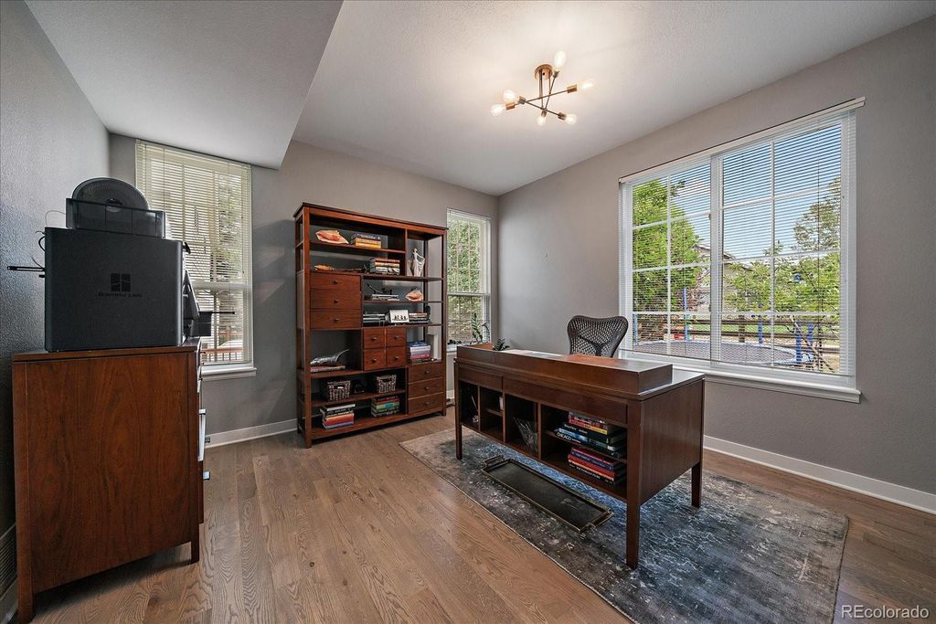 Image 23 of property listing at 12 Willow Oak, Littleton, CO 80127
