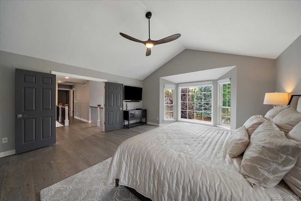 Image 25 of property listing at 12 Willow Oak, Littleton, CO 80127