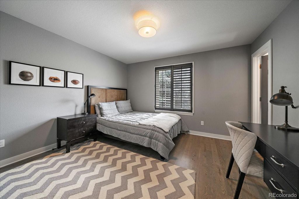 Image 31 of property listing at 12 Willow Oak, Littleton, CO 80127