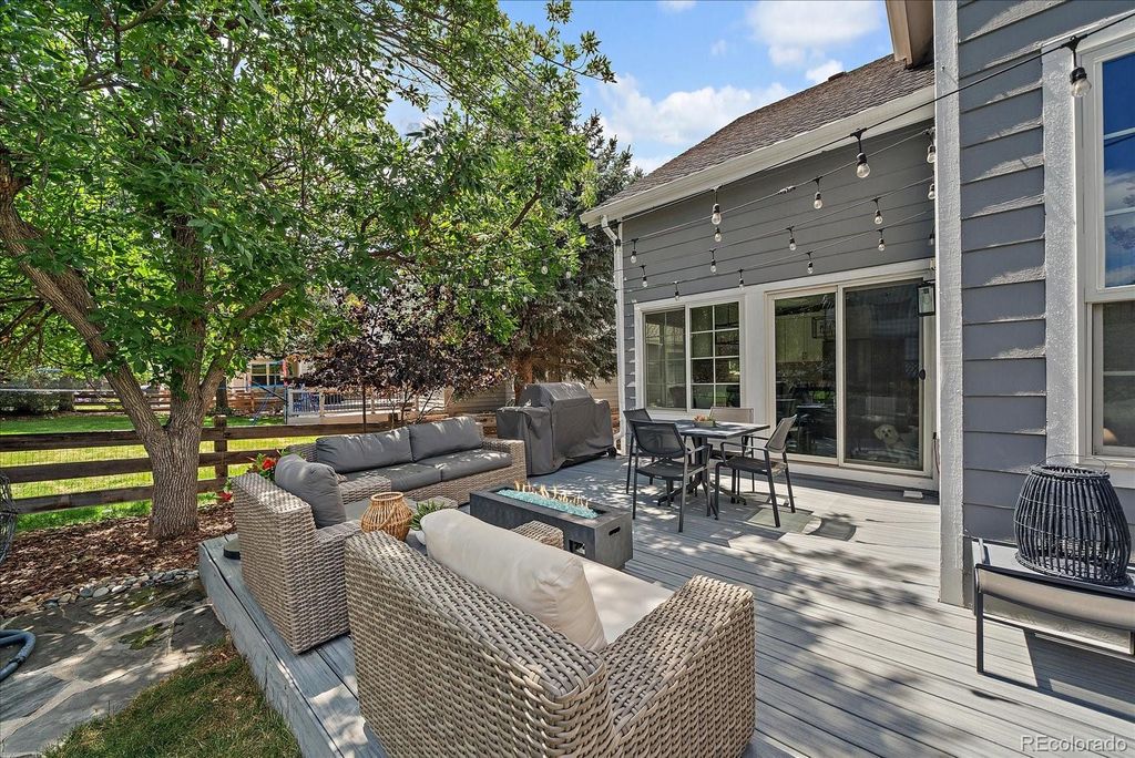 Image 43 of property listing at 12 Willow Oak, Littleton, CO 80127