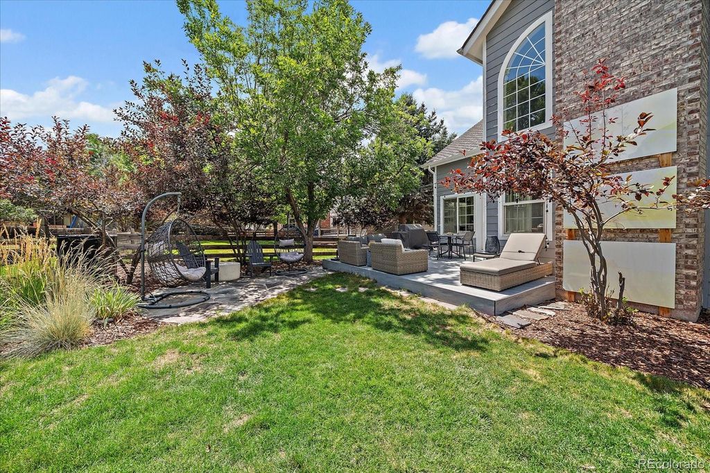 Image 46 of property listing at 12 Willow Oak, Littleton, CO 80127
