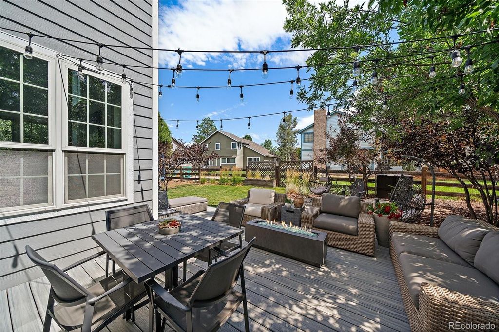 Image 47 of property listing at 12 Willow Oak, Littleton, CO 80127