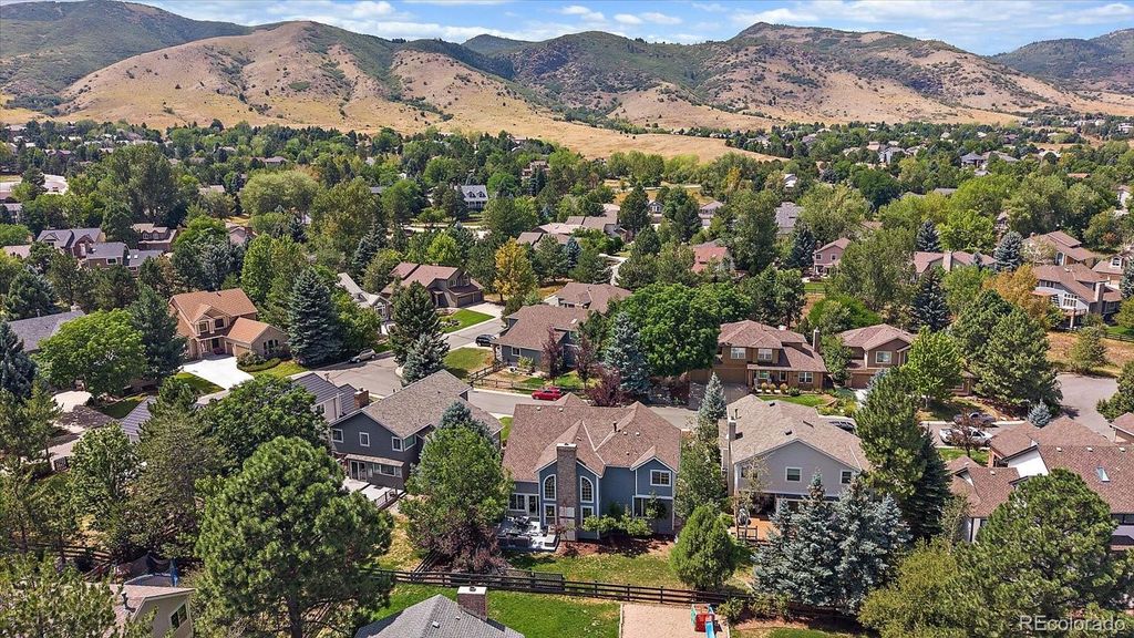 Image 49 of property listing at 12 Willow Oak, Littleton, CO 80127