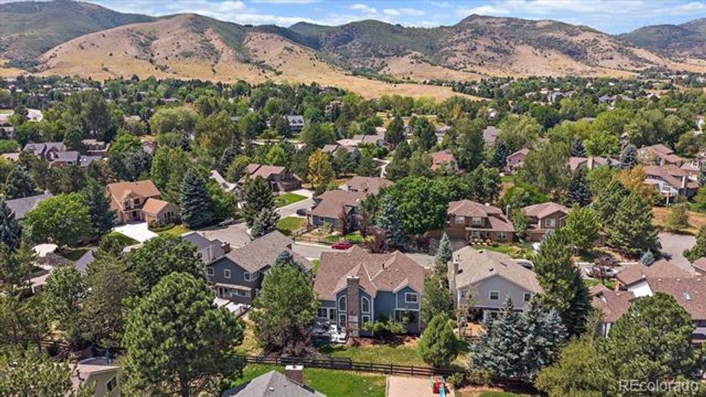 Image 50 of property listing at 12 Willow Oak, Littleton, CO 80127