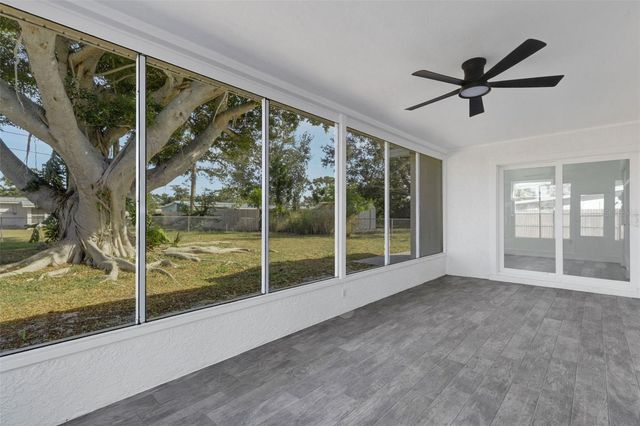 201 63RD STREET W, Bradenton, FL 34209