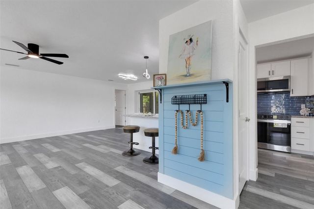 201 63RD STREET W, Bradenton, FL 34209