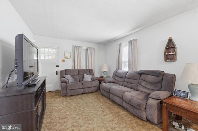 403 PENNSYLVANIA AVE, Claymont, DE 19703