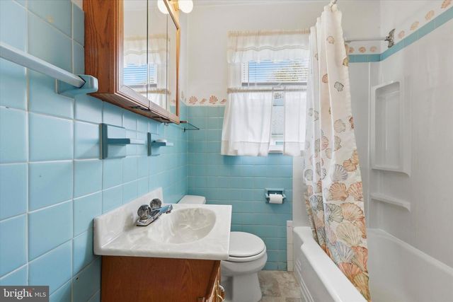 403 PENNSYLVANIA AVE, Claymont, DE 19703