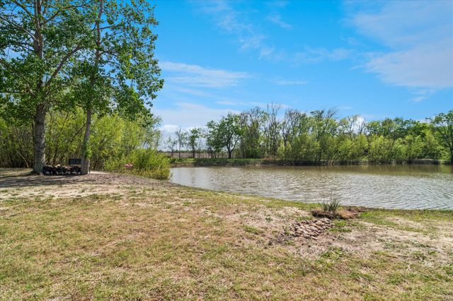 776 Cheyenne Trail, Trenton, TX 75490