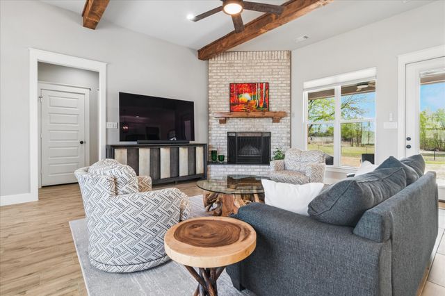 776 Cheyenne Trail, Trenton, TX 75490