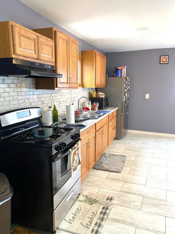 1212 W Taft Street, Gary, IN 46404